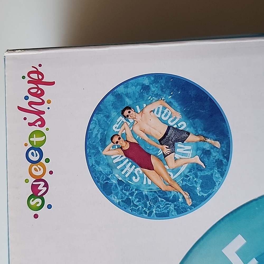 Pool Candy Inflatable Pool Island - Picture 2 of 7